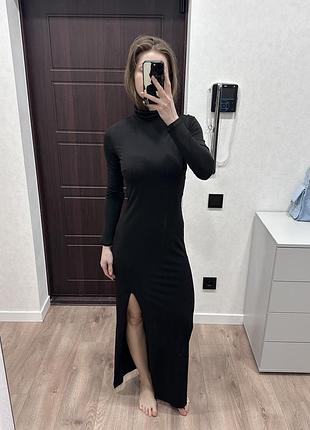 Жіноча сукня