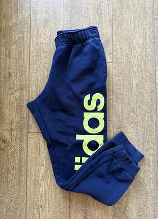 Чоловічі штани adidas xl гарний стан