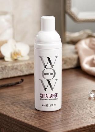Пінка для укладання та додавання обʼєму волоссю color wow xtra large bombshell volumizer (50 мл)