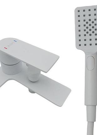 Смеситель для ванны латунь aim белый dg01130 (frosted white)