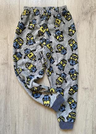 🧜‍♀️теплі піжамні штани міньйони 6 років matalan