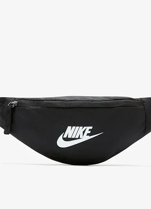 Nike -поясная сумка, черная 41 см д х 10 см ш х 15 смb