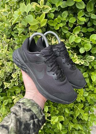 Кросівки nike revolution 6