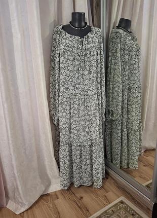 Роскошное с воланами платье 👗