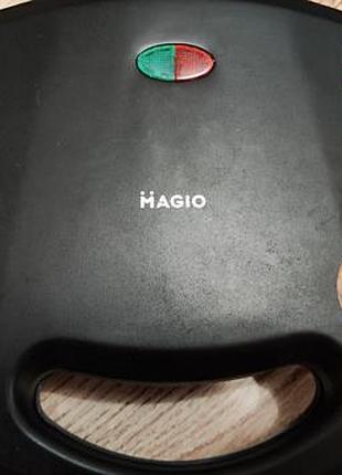 Бутербродниця magio