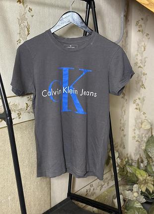 Футболка calvin klein