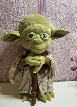 Мʼякий йода від star wars 😍