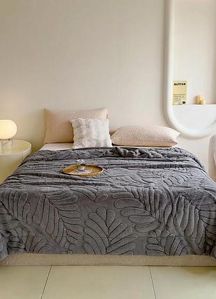 Плед мягкий на диван и кровать luxury blanket, теплый фактурный плед-покрывало графітовый євро