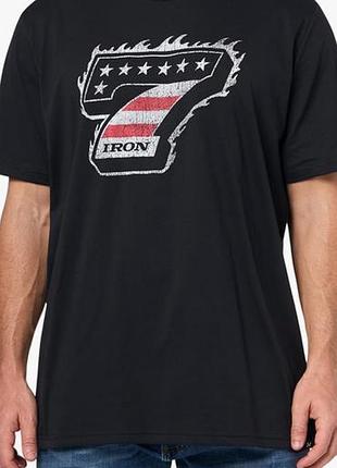 Футболка under armour