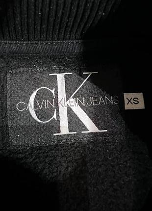 Оригинальный женский свитшот calvin klein jeans размер xs кроп на флисе котоновый лонгслив реглан женская кофта лонг келвин кляйн клей  гольф ck ,1 5