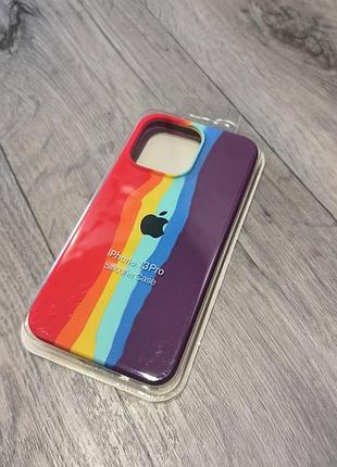 Противоударный силиконовый чехол iphone 13 pro с закрытым низом разноцветный