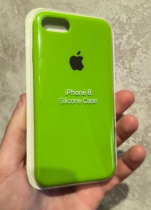 Чехол для iphone 8 силиконовый с микрофиброй soft touch открытый низ с логотипом apple green