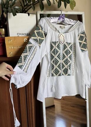 Шикарная вышиванка блуза