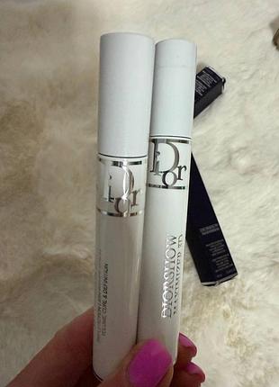 Сироватка праймер для вій dior diorshow maximizer 3d