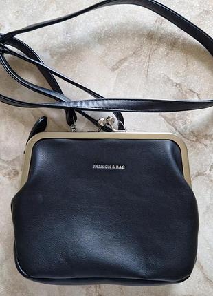 Черная сумочка через плечо fashion&amp;bag