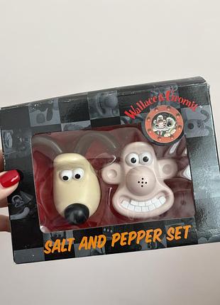 Рідкісний набір посуду для солі і перцю з персонажами wallace and gromit