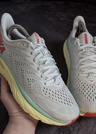 Чоловічі кросівки hoka clifton 7.	р.39.