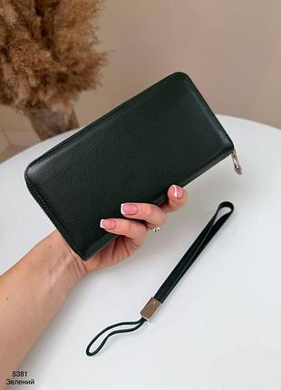 Женский кошелек из натуральной кожи на молнии зеленый