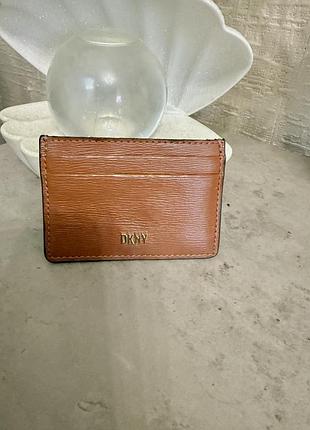 Картхолдер визитница из натуральной кожи dkny