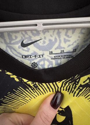 Футбольная форма nike brasil 4