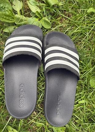 Шльопанці adidas дитячі, стілька 21,5 см