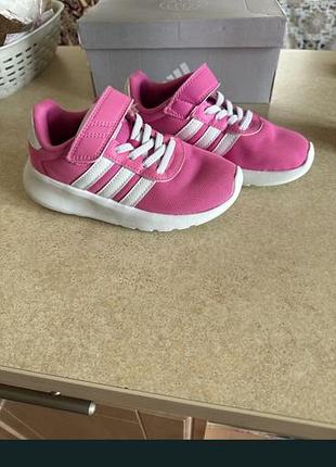 Кросівки фірми adidas 28 р оригінал для дівчинки