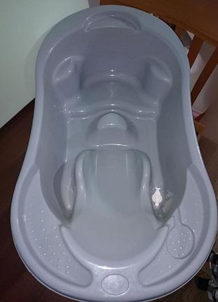 Ванночка детская серая со сливом воды