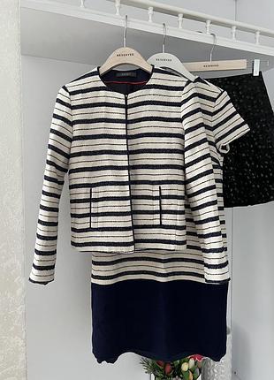 Крутой костюм букле esprit