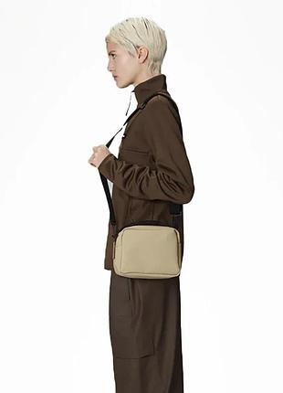 Водонепроницаемая сумка через плечо для девушек rains box bag. стильная молодежная барсетка женская брендовая.
