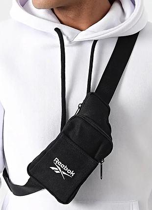 Нагрудная сумка кросс боди женская reebok classic foundation. розовая спортивная сумка через плечо рибок черный