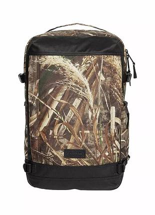 Портфель eastpak tecum m 19 л. коричневий рюкзак для ноутбука. істпак рюкзак жіночий міський. класичний рюкзак