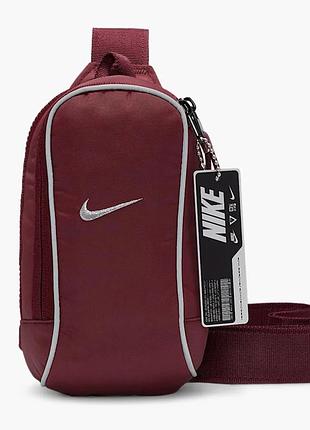 Барсетка на груди nike sportswear essentials. нагрудная сумка слинг найк. женская сумка кросс боди мужская