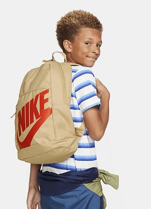 Спортивный рюкзак подростковый nike y elemental 20 л. школьный рюкзак найк для подростка на тренировки dr6084 бежевый