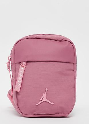 Нагрудная барсетка jordan airborne hip bag. женская сумка слинг через плечо. джордан сумка кросс боди мужская