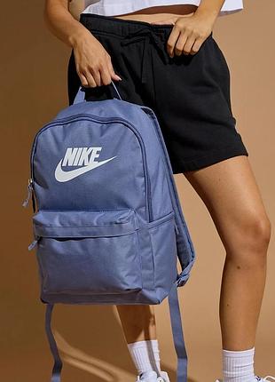 Женский рюкзак для тренировок и фитнеса в спортивном стиле найк nike heritage 20 л синий dc4244-499