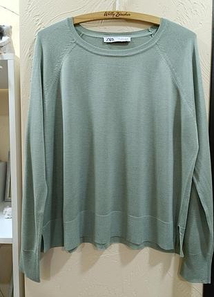Светр тоненький , бренд zara.