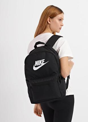 Женский рюкзак для тренировок и фитнеса в спортивном стиле найк nike heritage 20 л чёрный рюкзак dc4244-010