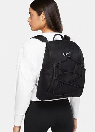 Рюкзак для занятий фитнесом, тренировок, гимнастики, танцев nike one training 21 л. женский спортивный рюкзак