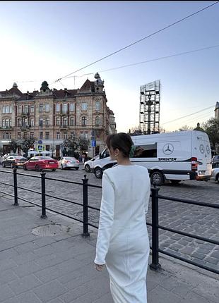 Чарівна сукня білого кольору, від українською бренду diadia