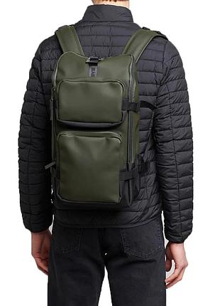 Компактний рюкзак в спортзал rains trail cargo 14 л маленький портфель водонепроникний. оливковий рюкзак реінс
