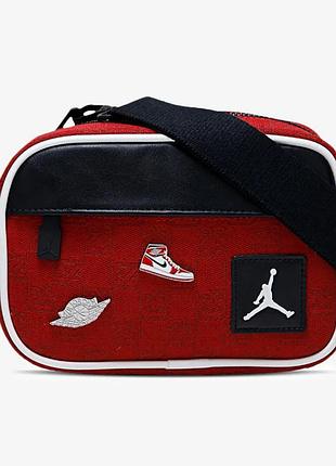 Сумка джордан через плече jordan 23 monogram camera bag. червона барсетка jordan. сумка месенджер жіноча