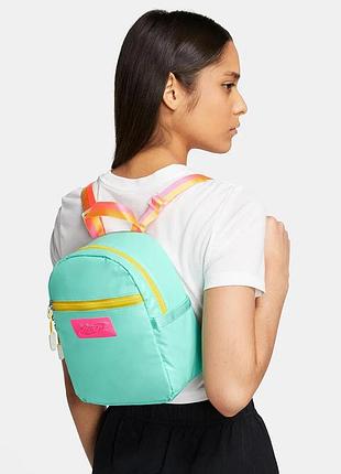 Міні рюкзак жіночий nike sportswear futura 365 mini women's 5 л. маленький рюкзак найк для дівчат і дітей