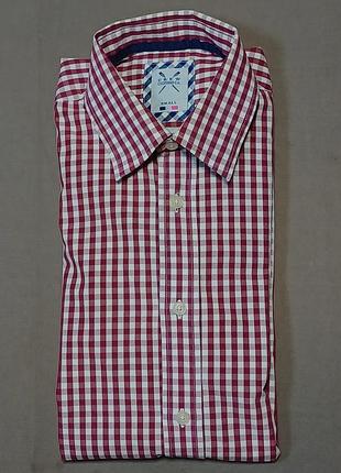 Комір 38 см  grew clothing company 
бордовобіла смужка  сорочка  
size small classic fit 
гудзики брендовані
 100% cotton