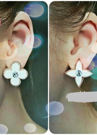 Красивые серьги