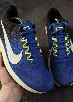 Чоловічі кросівки nike zoom streak. p. 40,5.