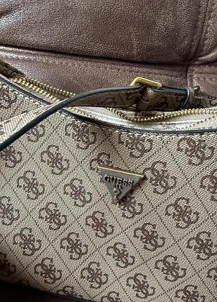 Продам сумочку guess 4