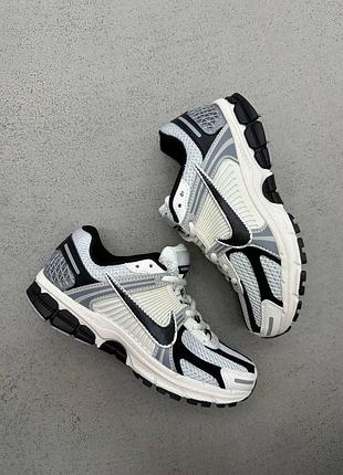 Женские кроссовки nike zoom vomero 5 beige black grey найк бежевого с черным и серым цветами