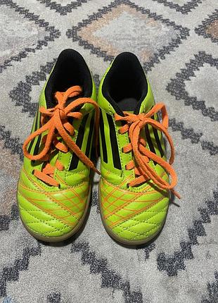 Adidas детские кроссовки