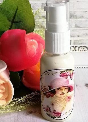 Лосьйон для обличчя з гіалуронової кислотою і коэнзимомq10.