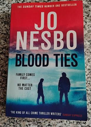 Книга кримінальний роман jo nesbo-blood ties, бестселер#1